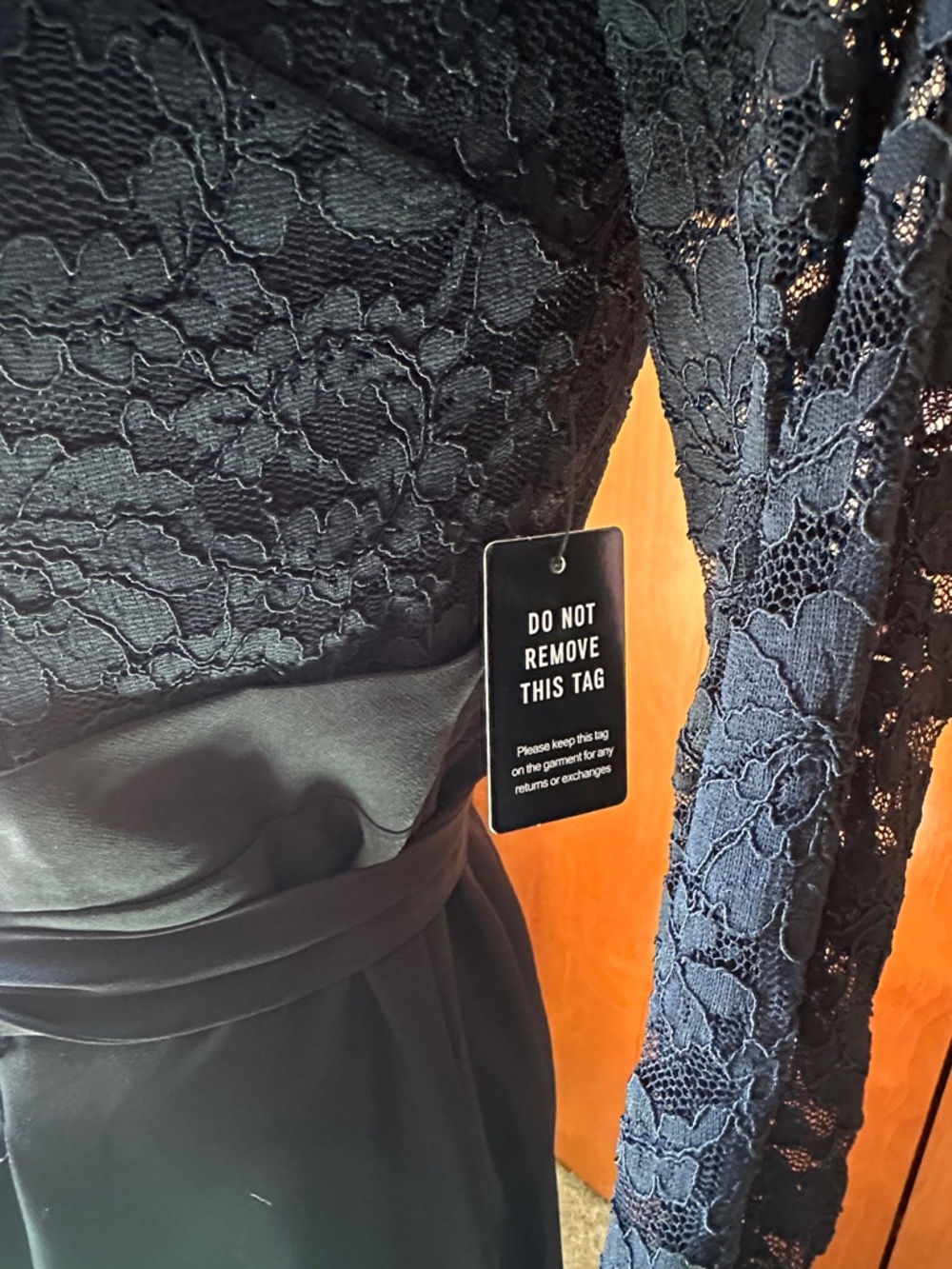 Elegant Black Lace Long-Sleeve Evening jumpsuit - Picture 5 of 15